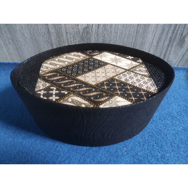 Songkok batik kombinasi kain hitam jersey embos