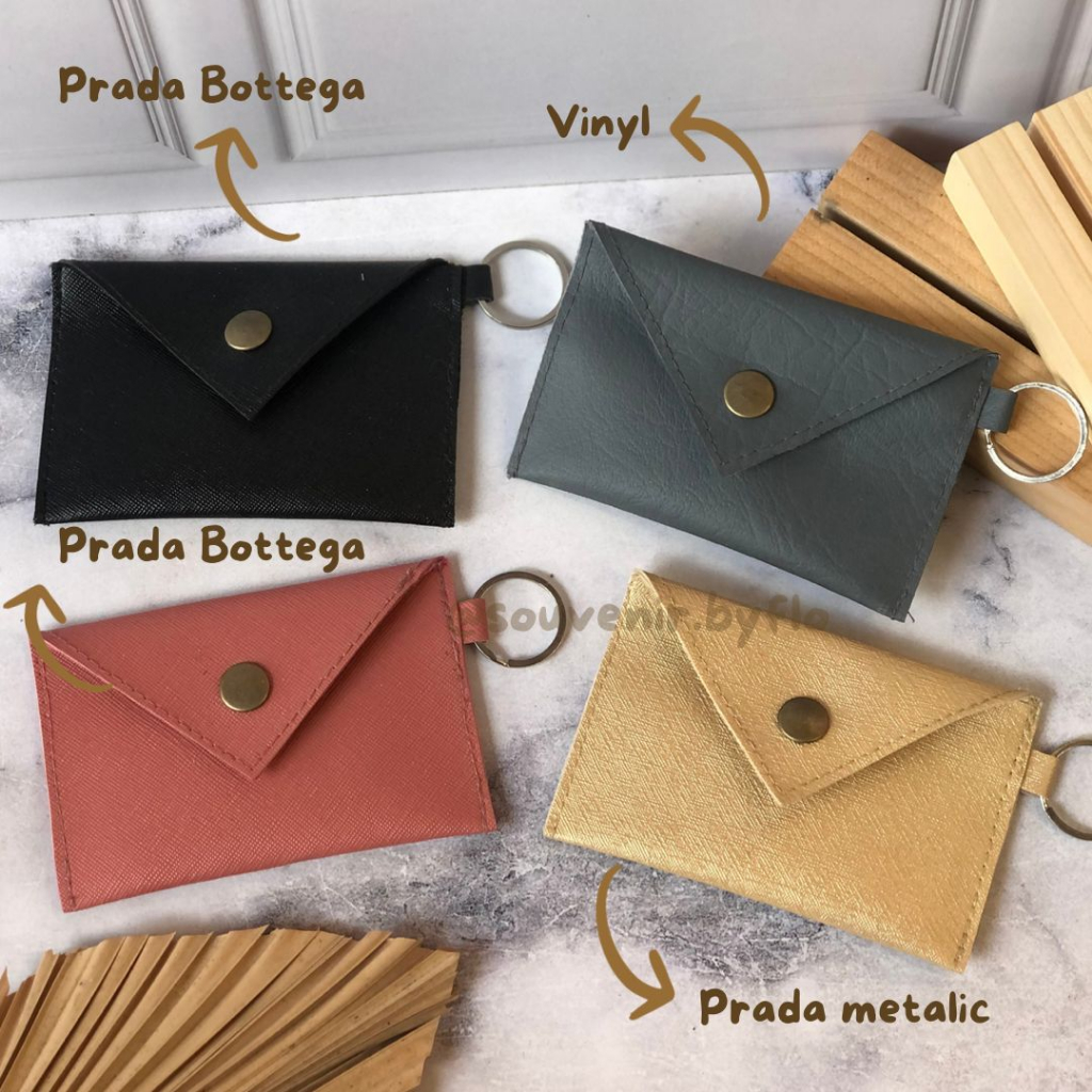 Gantungan kunci / souvenir murah / dompet kartu/ souvenir gantungan kunci / dompet murah / sovenir g