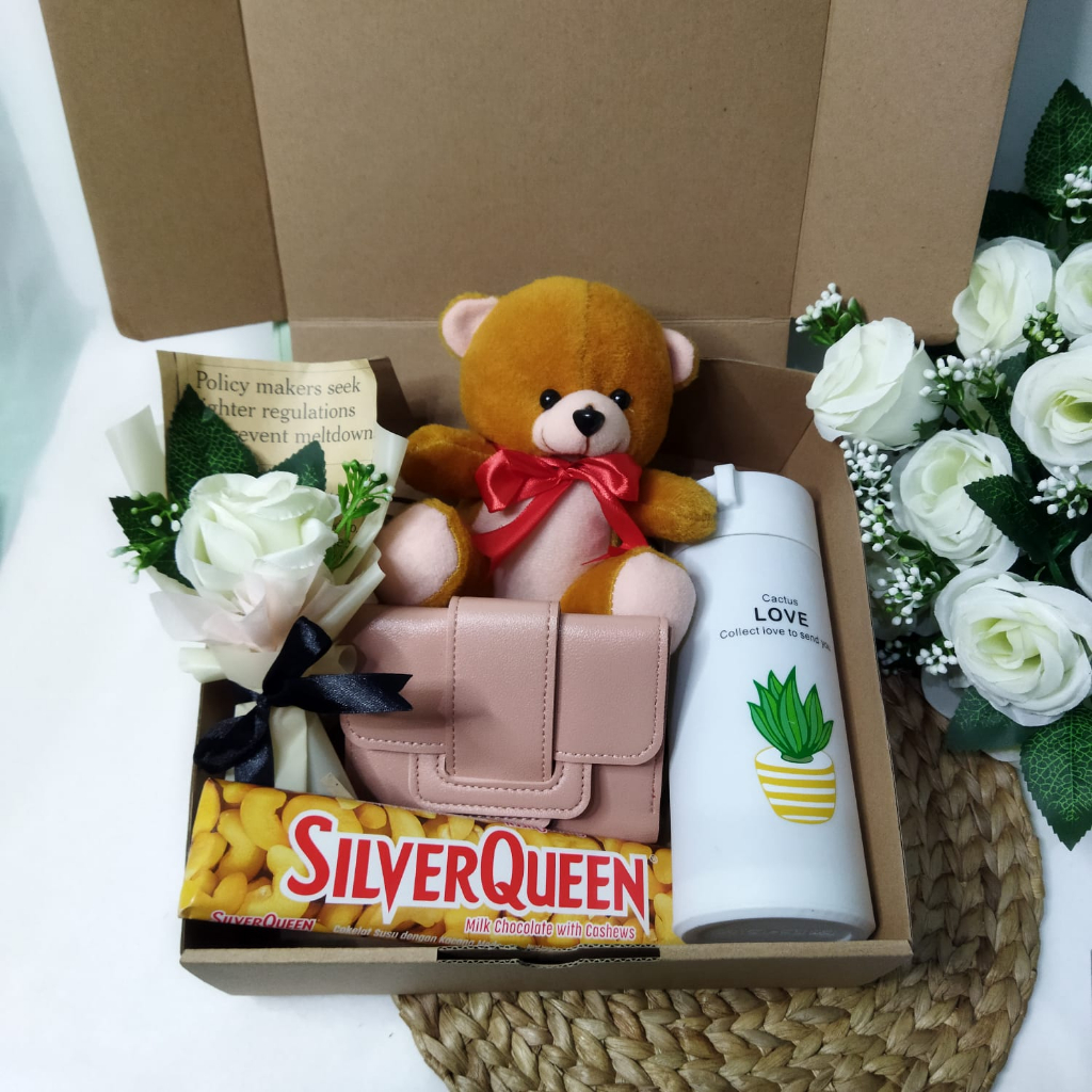 

[READY BISA COD] KADO ULANGTAHUN CEWEK | KADO WISUDA CEWEK | KADO ANNIVERSARY | HAMPERS COKLAT | HAMPERS WISUDA JOGJA