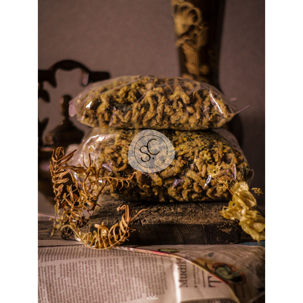 

KERIPIK USUS AYAM CRISPY 1KG VIRAL EXTRA DAUN JERUK