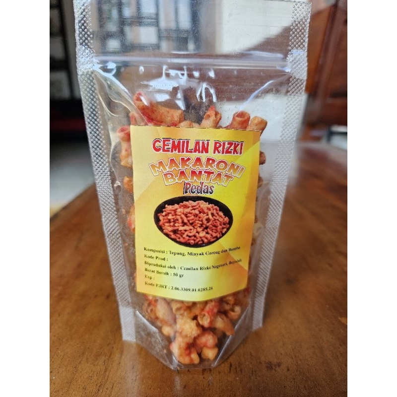 

cemilan rizki makaroni bantat pedas