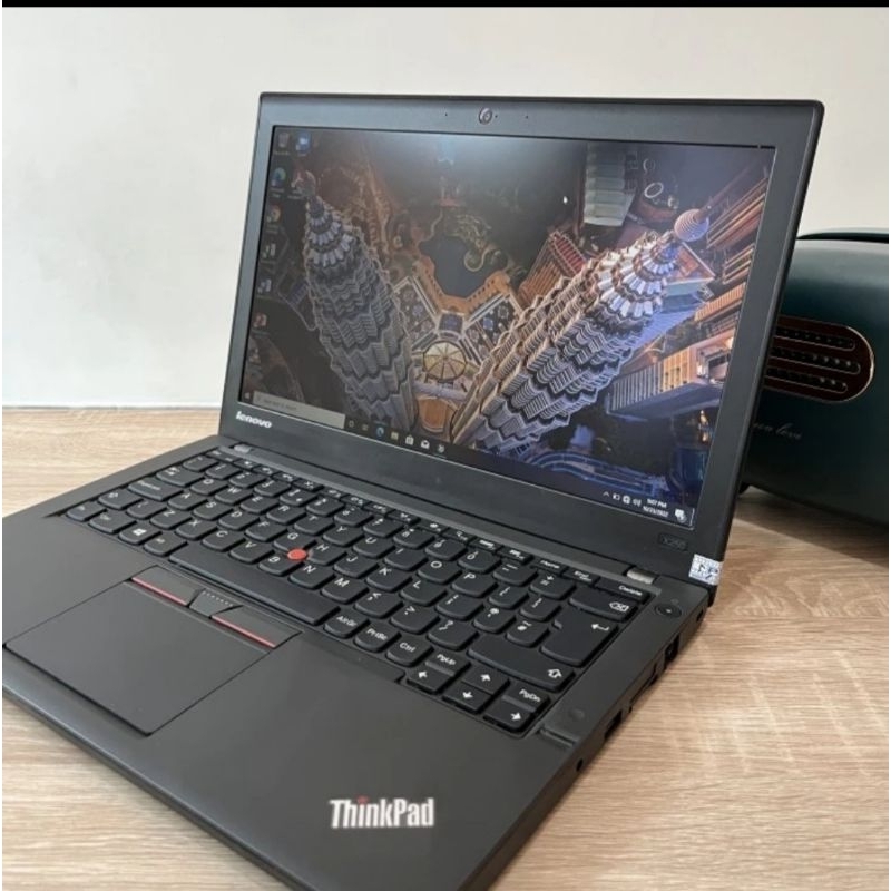 Laptop Lenovo Thinkpad X250 core i5 gen 5