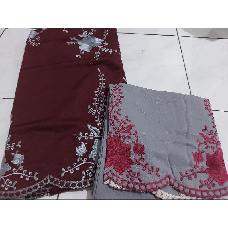 Bahan bordir kain sulam