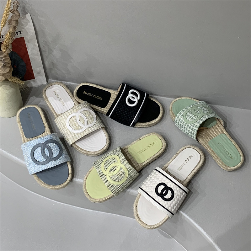 CUCI GUDANG EI-1901 Sandal Slipers Wanita Import