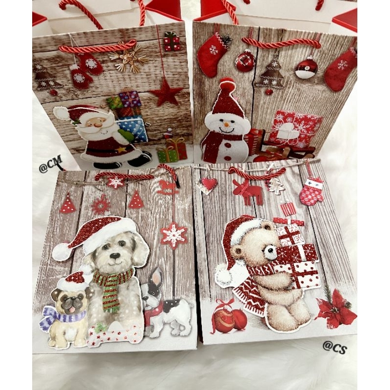 

PAPERBAG MERRY CHRISTMAS 3D UKURAN M / PAPERBAG NATAL UKURAN M / TAS KADO MERRY CHRISTMAS UKURAN M