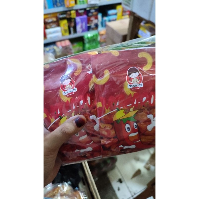 

MAKARONI NUSIKIMI 1 PAK ISI 10 BUNGKUS DENGAN 5 RASA / MAKARONI VIRAL / ENAK / ANEKA RASA