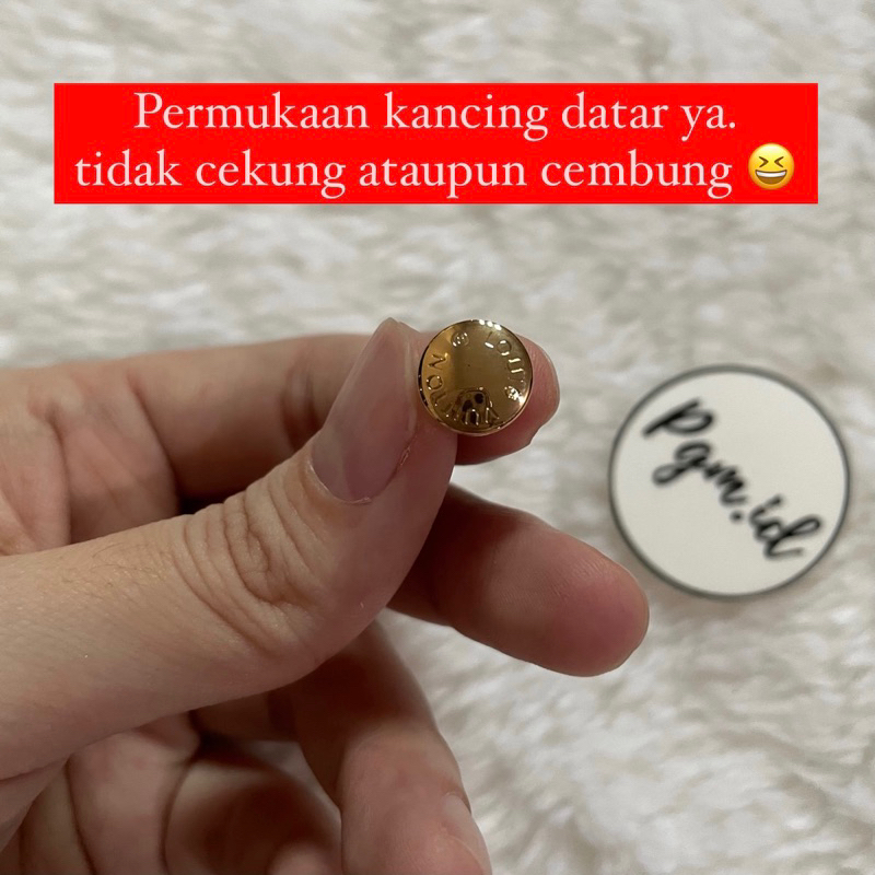Aksesoris tas kancing button L V dengan logo