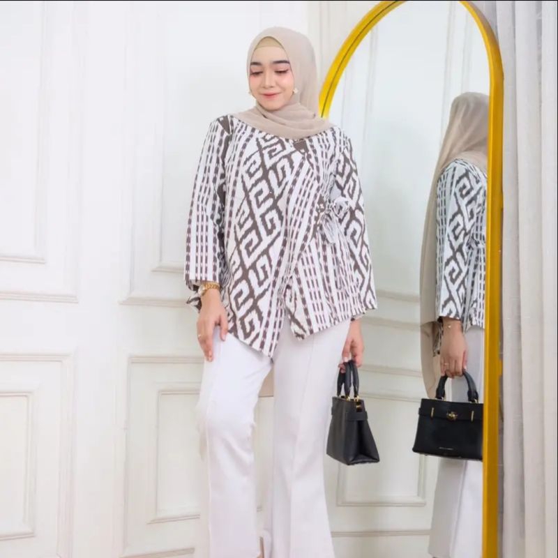 Blazer Tenun Ikat, Blazer Formal Wanita, outfit kantor, Outfit Kerja, Baju Atasan Wanita, Blazer Bat