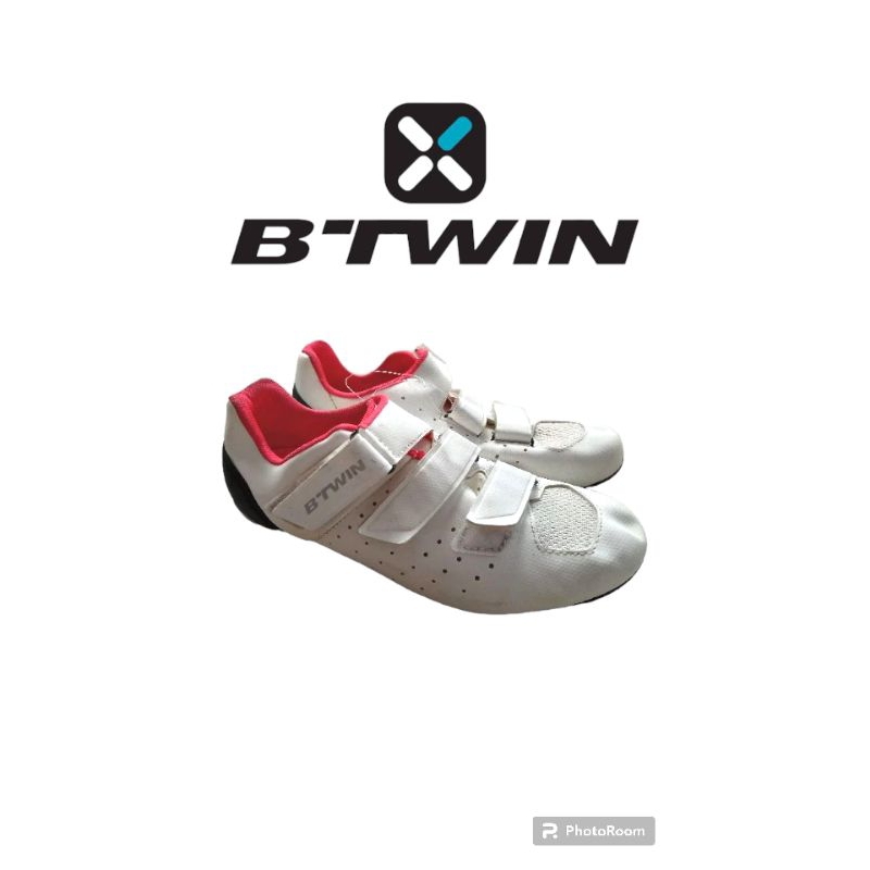Sepatu Cleat Rb BTWIN
