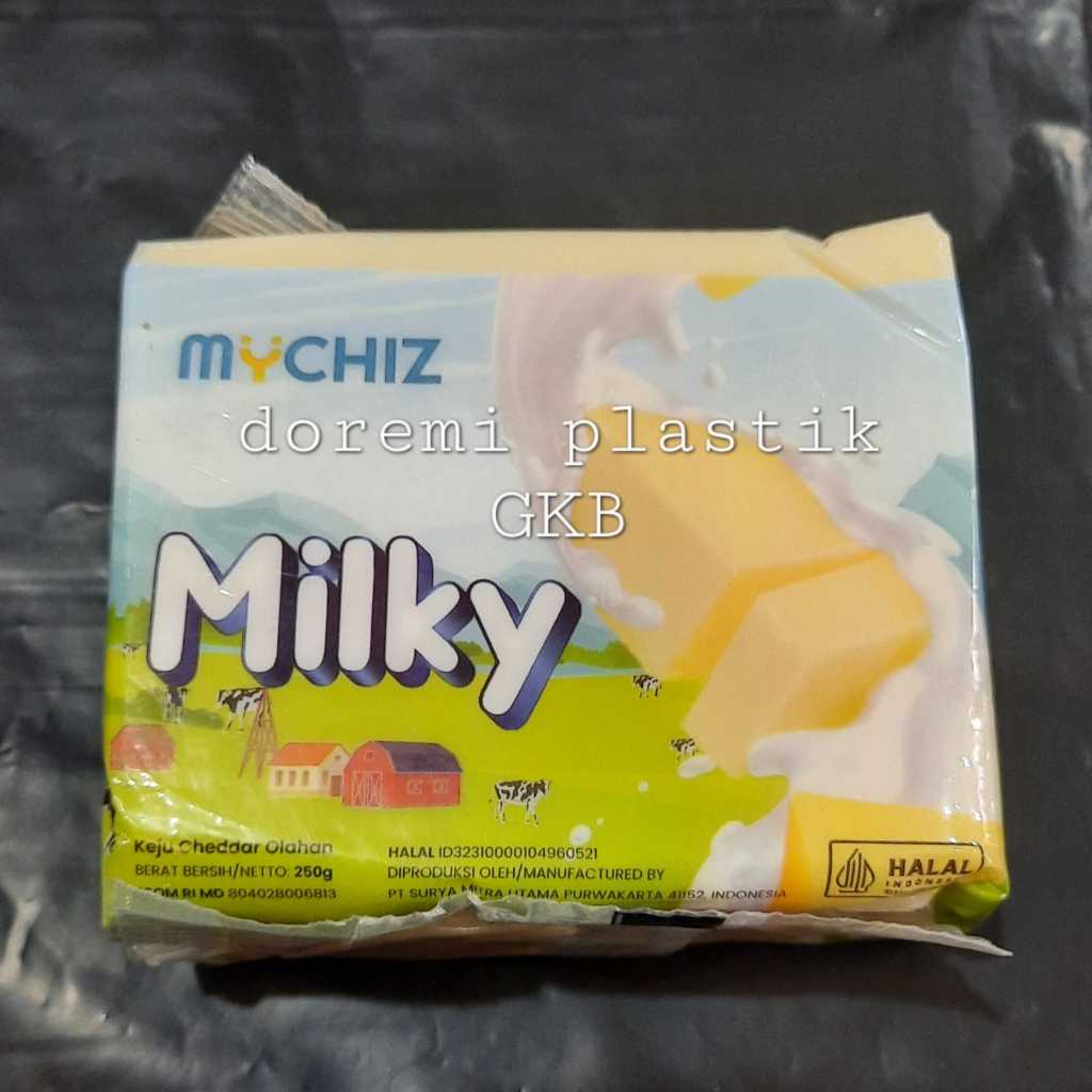 

Keju Mychiz / keju milky / keju 250gr / Keju cheddar kecil 1/4