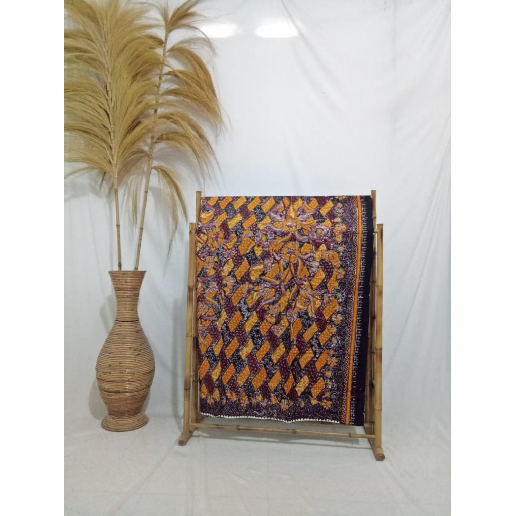 Batik Tulis Lasem 3 Warna Motif Sekar Jagad