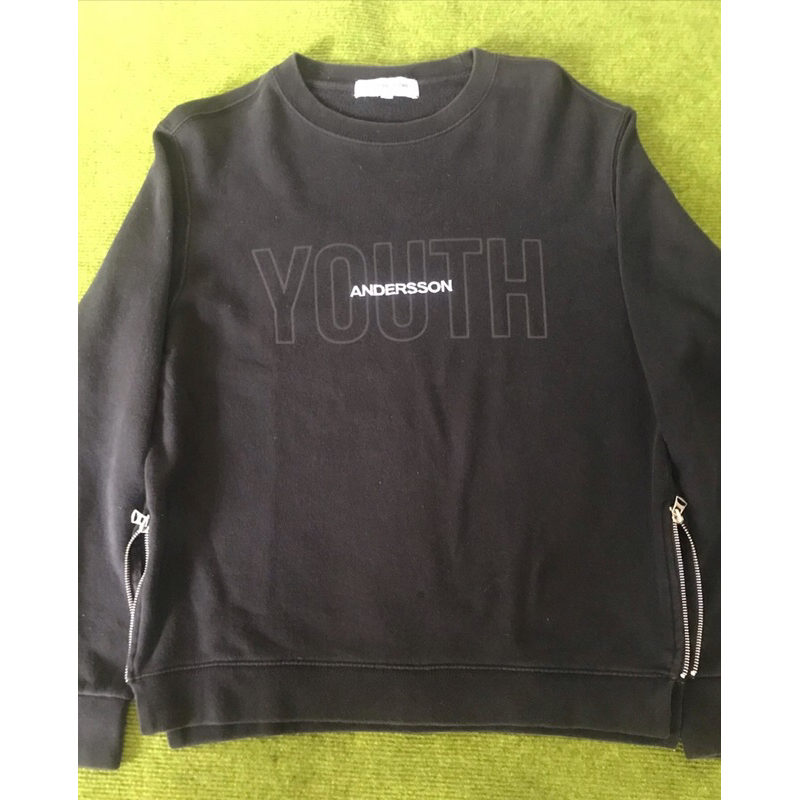 CREWNECK ANDERSON BELL