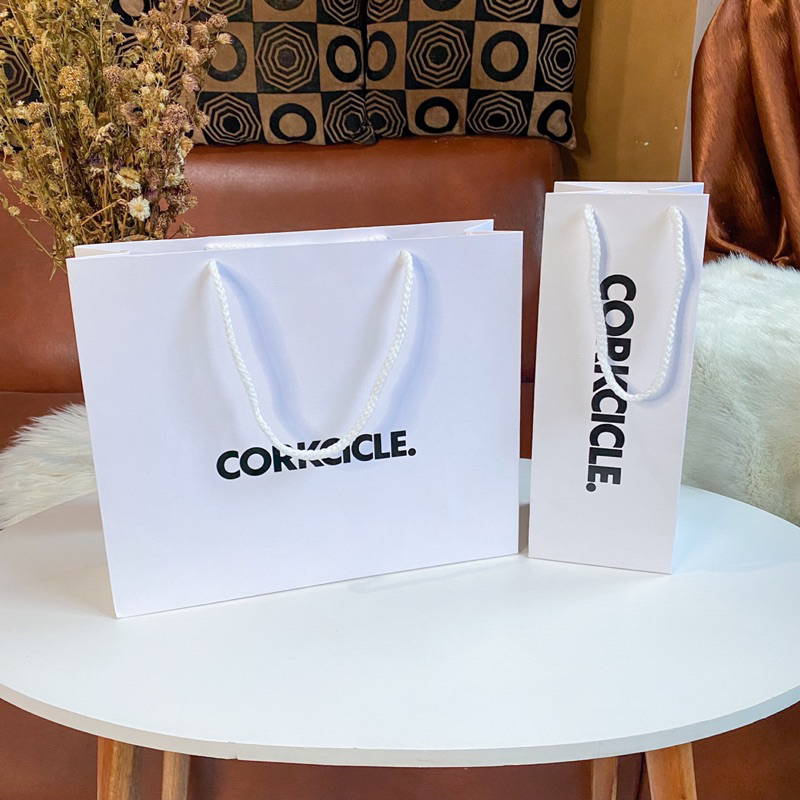 

Paperbag Corkcicle Kotak Kado Botol Minum Paperbag Hadiah
