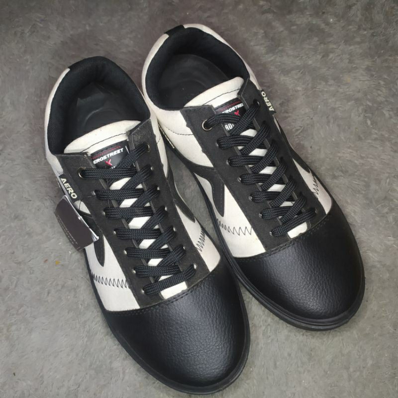 Aerostreet x Roughneck size 42 - Sepatu Sneakers Pria Wanita Aero Limited
