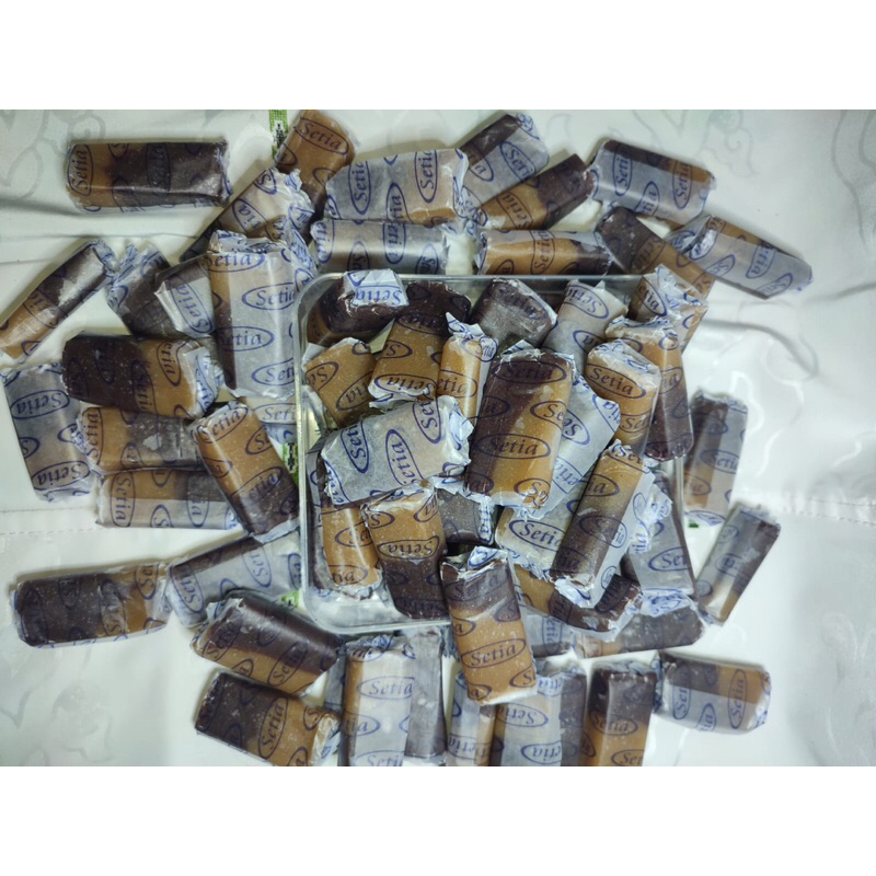 

dodol kombinasi coklat susu 1kg enak manis legit