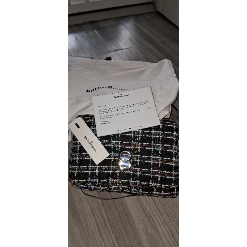 Tas Buttonscarves New