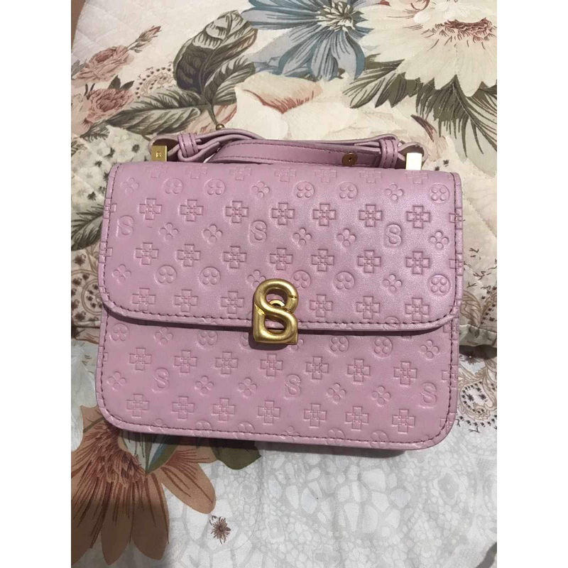 Audrey monogram bag buttonscarves