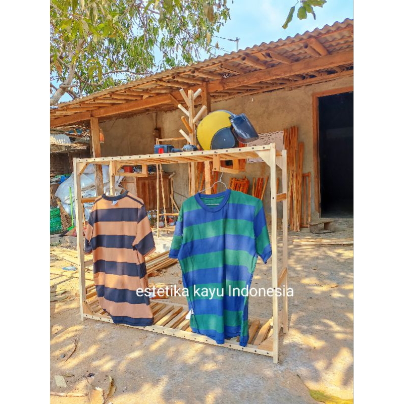 gantungan baju model almari ( baju menghadap depan)