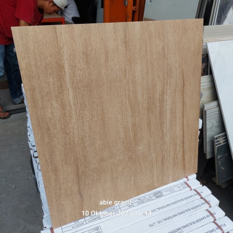 Granit Aliza brown 60x60 arna