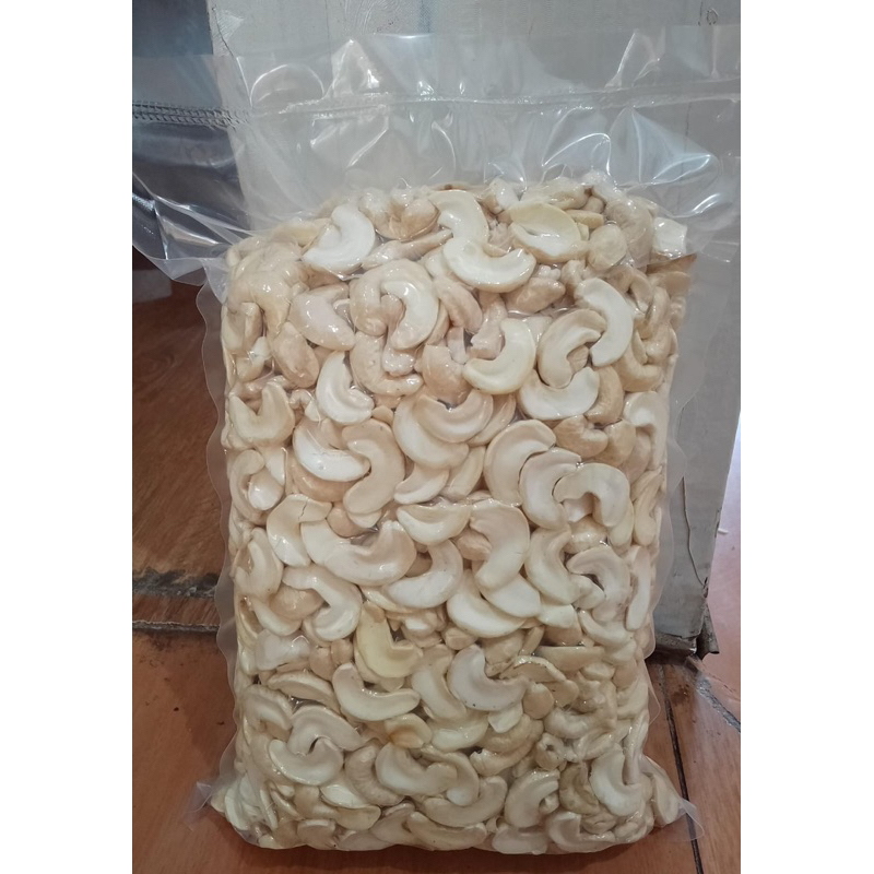 

KACANG MEDE METE BELAHDUA PREMIUM FAKUM OVEN MENTAH 1 kilo