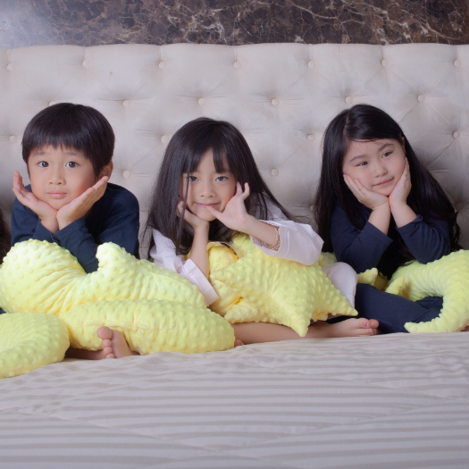 Babybee Bantal Bayi Calming Squeezy Latex Baby Pillow Boneka Dekoratif Anti Alergi