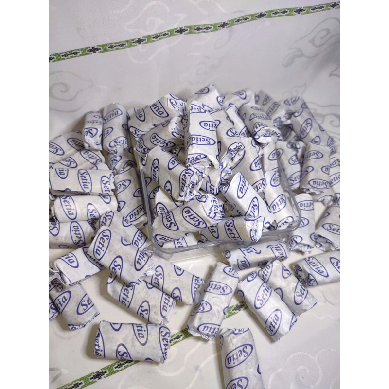 

dodol garut kombinasi putih coklat susu 1kg orginal 100% enak oleh oleh manis