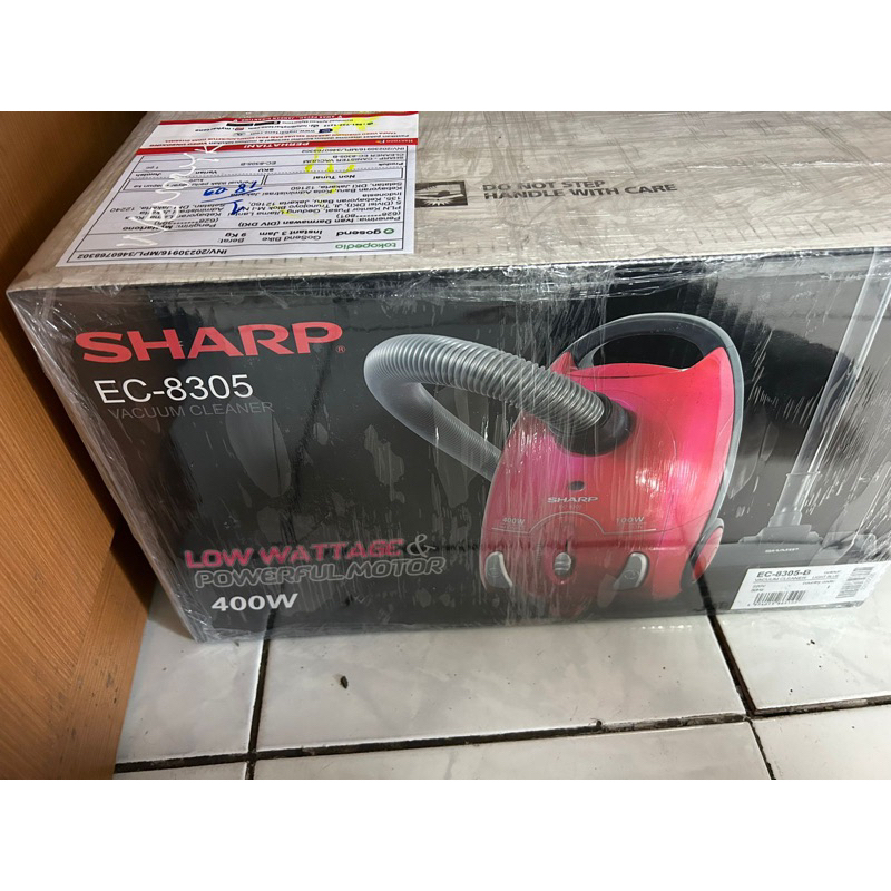 vacuum cleaner sharp EC-8305