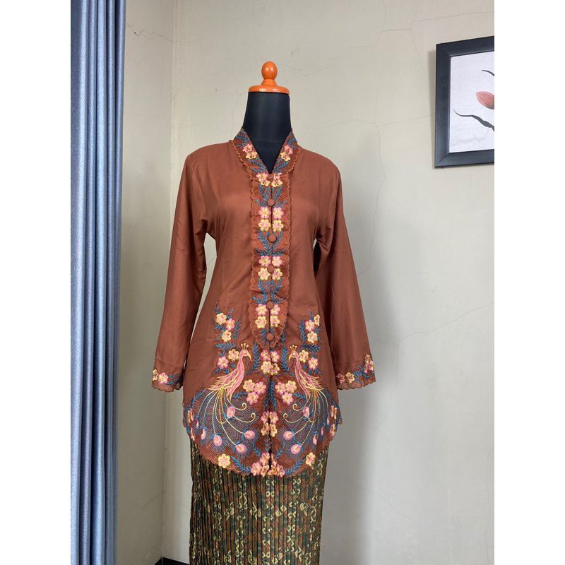 RB Nozamstore~Kebaya Modern Bordir Bunga Merak/kebaya encim/kebaya modern/kebaya bordir/kebaya