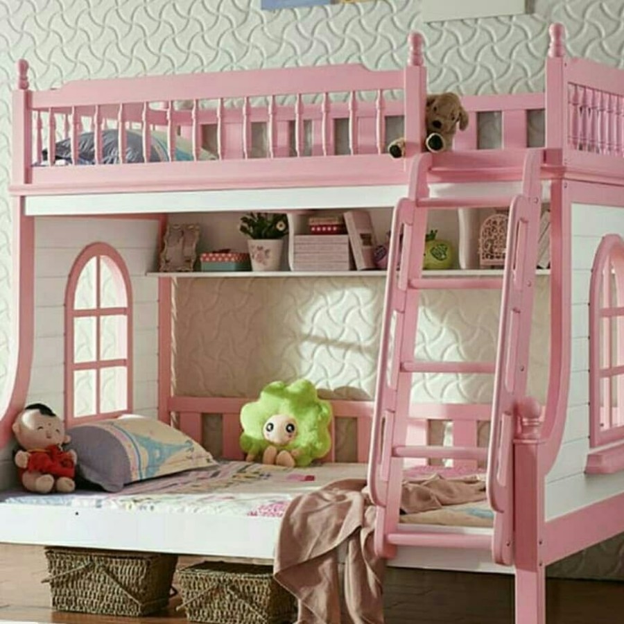 Tempat tidur tingkat anak dan dewasa
