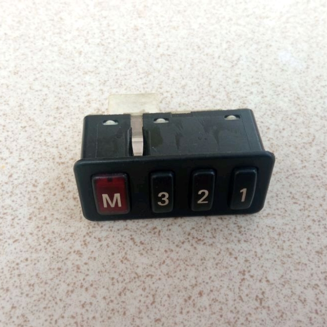 Switch Seat Memori Jok Depan BMW E38 E39