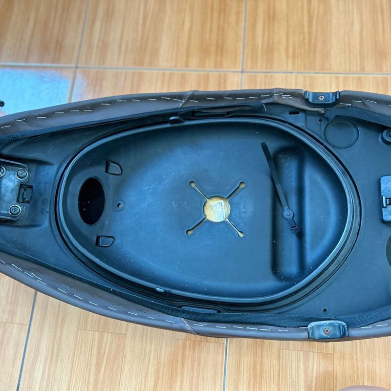 Jok motor vespa primavera