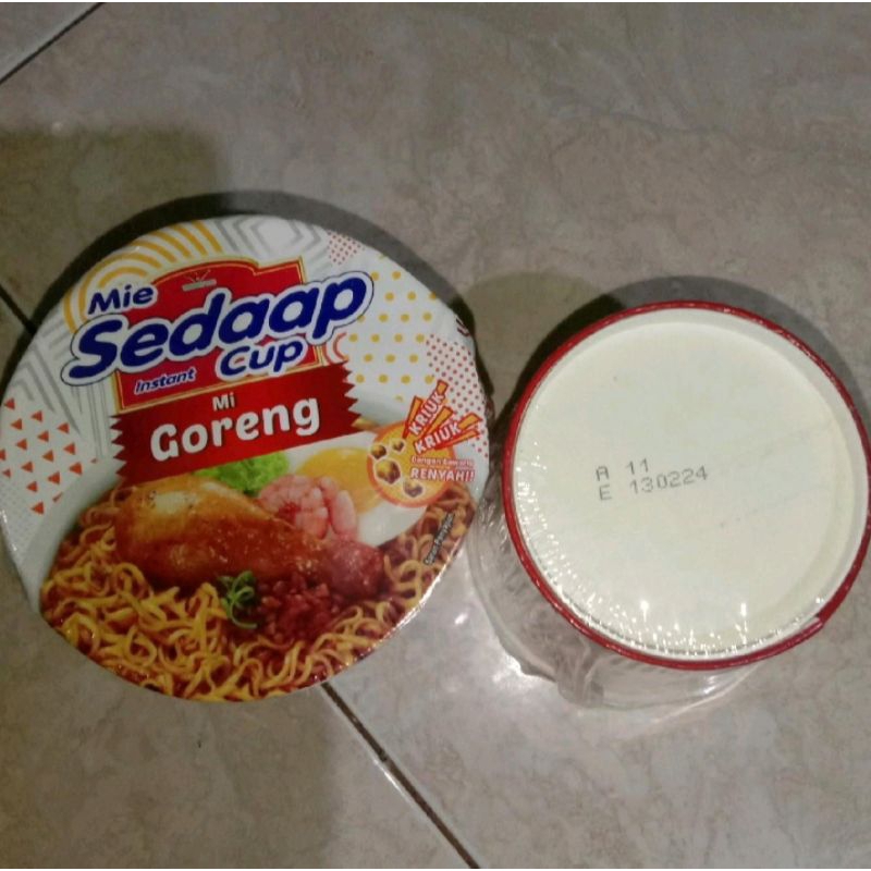 

Sedaap Cup Goreng Mie Goreng 81gr, Sedaap Cup Goreng Korean Spicy Chicken 85gr