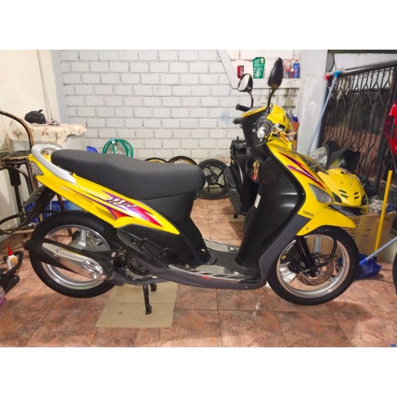 striping lis body stiker mio 2004 kuning