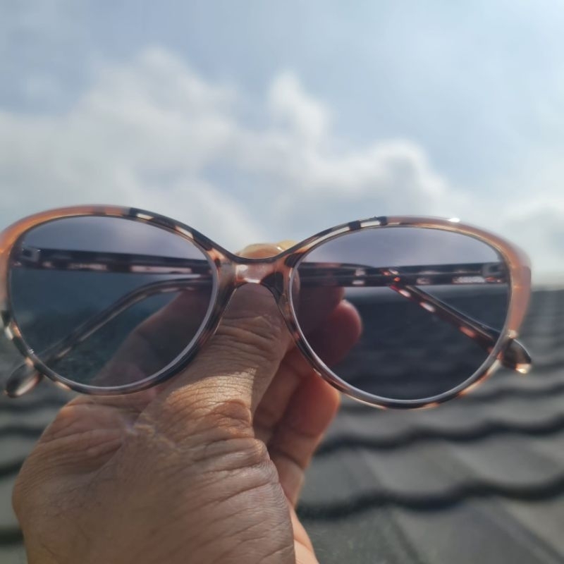 kacamata cat eye kecil lensa photocromic