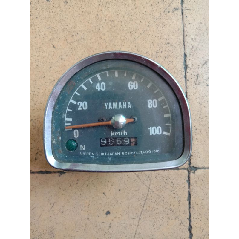 Speedometer Yamaha V75 Original