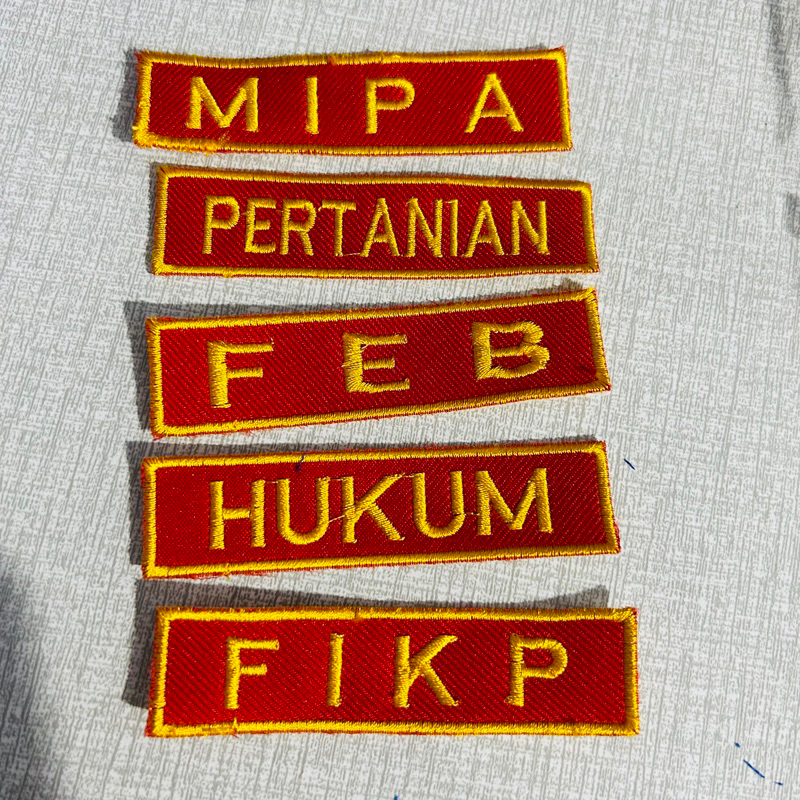 PAPAN NAMA FAKULTAS / PAPAN NAMA ALMET UNHAS / PAPAN NAMA ALMAMATER