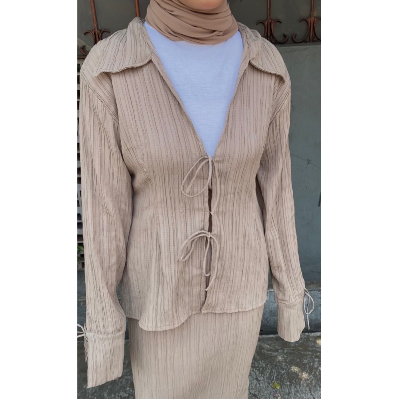 LUNA SET | BAJU PANTAI | TIE FRONT BLOUSE | BOWTIE LETTUCE CARDIGAN TALI PITA | MAXI SKIRT | COQUETT
