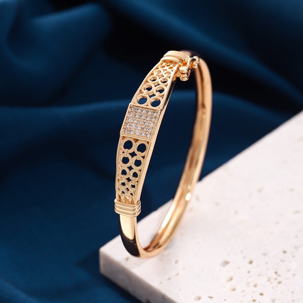 Gelang emas wanita / Gelang wanita terbaru kekinian / Gelang emas wanita / Gelang tangan wanita / Ge