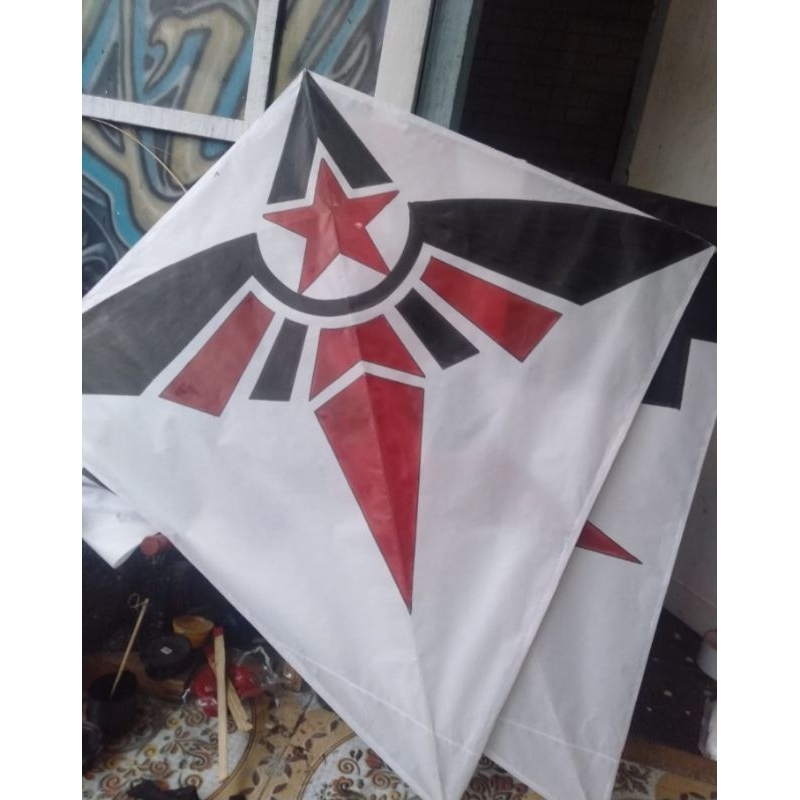 Layangan Aduan Ukuran 110cm Harga/20pcs