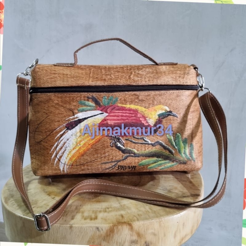 Tas papua/ Tas pesta kulit kayu/ Tas kulit kayu lukis/ Tas lukis/ Tas aesthetic/ Tas Manokwari
