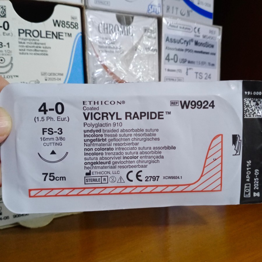 VICRYL RAPIDE 4/0 CUTING W9924 ( PGA ABSORBABLE)