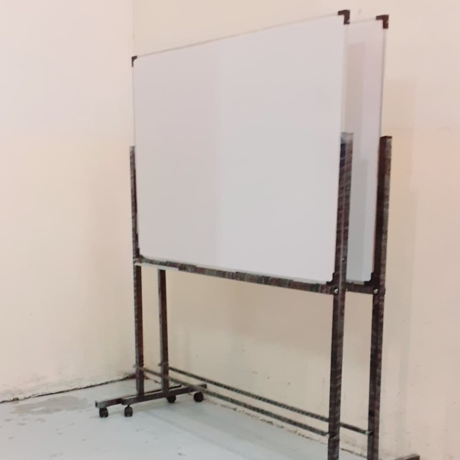 

white board 120 × 180 cm stand roda Non Magnetik