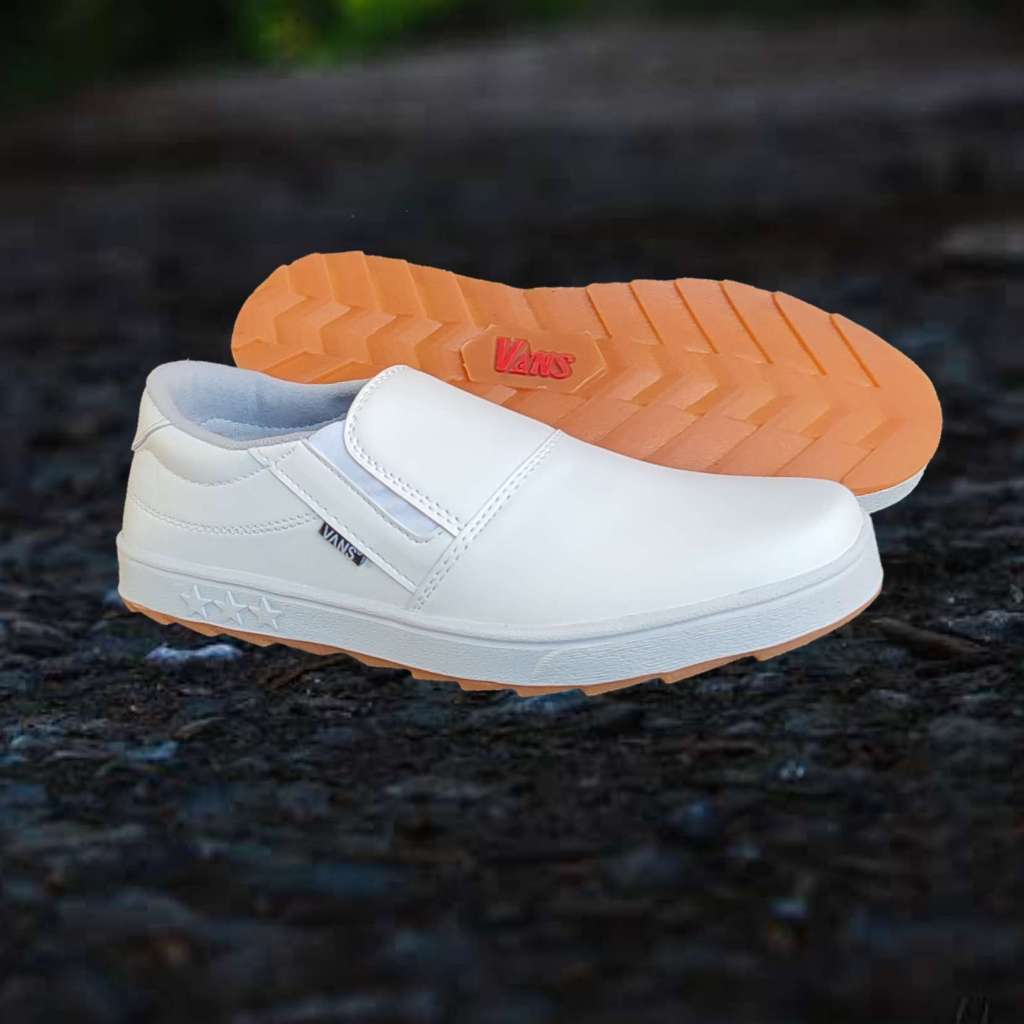Original Sepatu Casual Pria Putih Polos Slip On Cowok Tanpa Tali Slop Kasual Terbaru Kece Dan