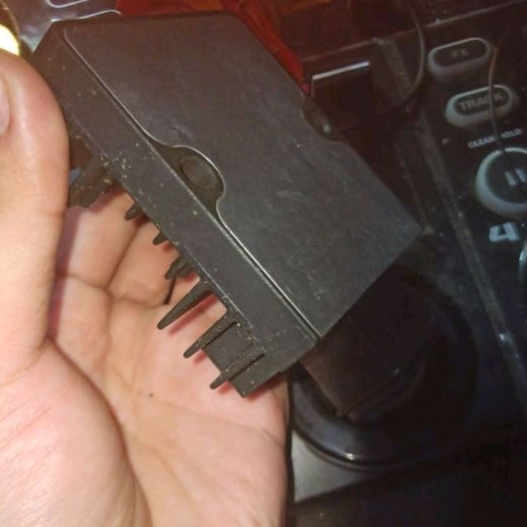 BEKASAN SEKEN KIPROK HONDA CBR 150 / CBR 250 BARU ORI / TIGER / NINJA SEMUATNYA