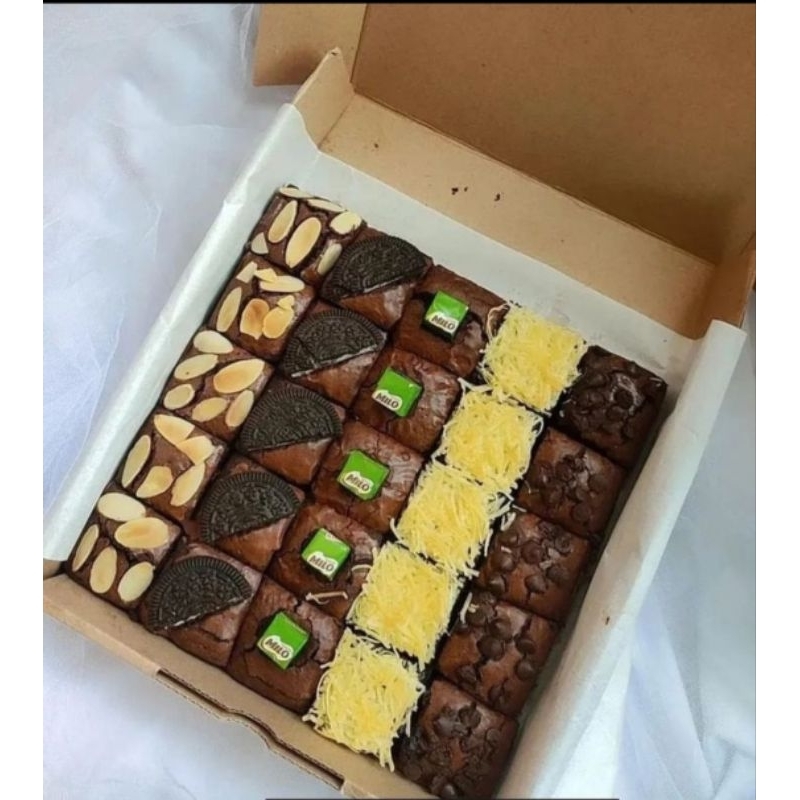 

Fudgy Brownies mix topping/ Browniescokelat