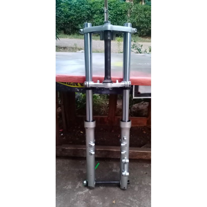 shock depan ninja r new original sudah pnp honda