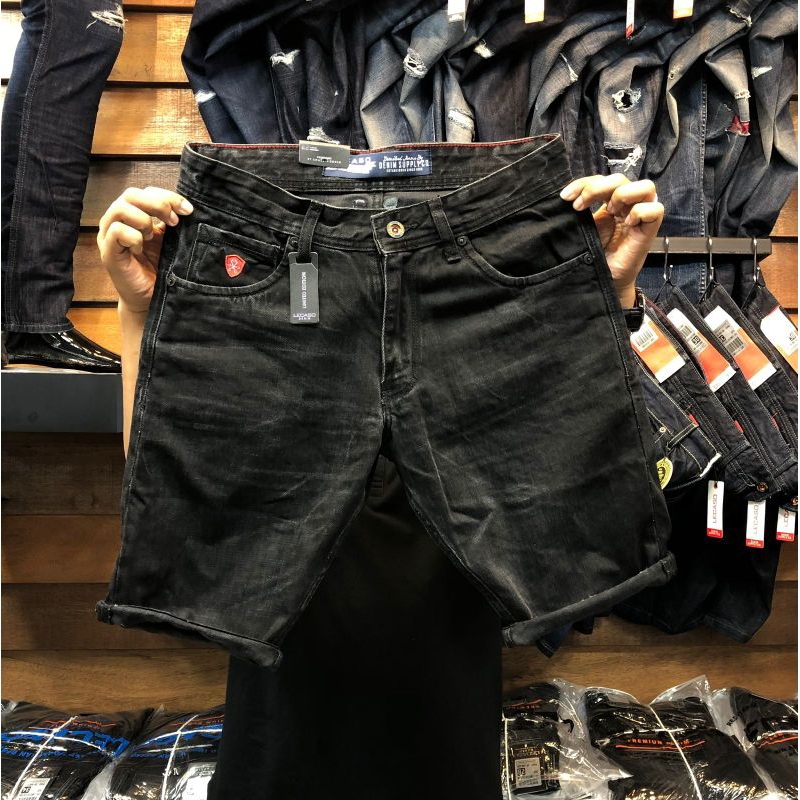 CELANA PENDEK HITAM BLACK INDIGO ~ CELANA PENDEK PRIA DISTRO 2024 ~CELANA PENDEK JEANS  PRIA
