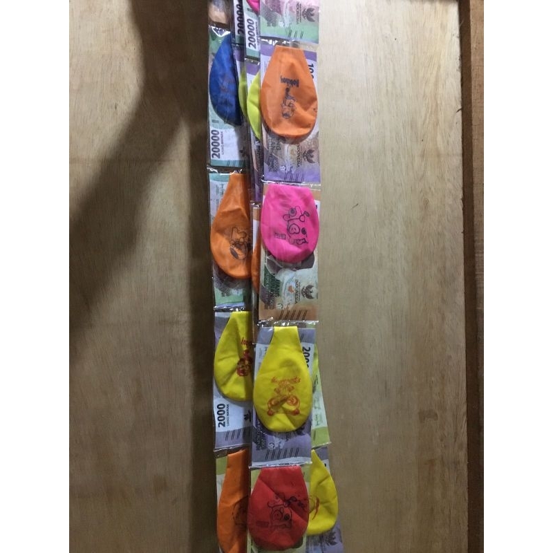 Balon Renteng (balon+uang)