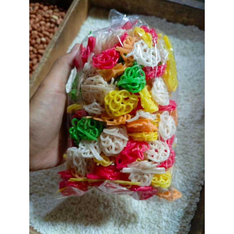 

1kg Kerupuk mawar | kerupuk warna warni | kerupuk kare manis | kerupuk mentah