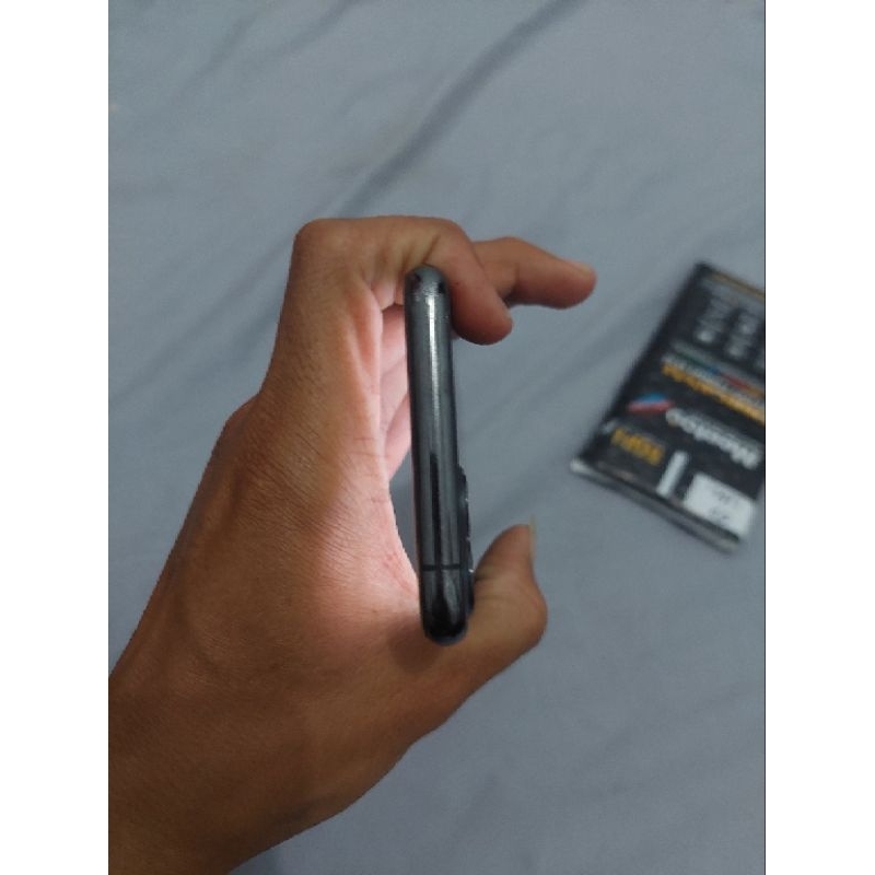 iphone 11  pro lock icloud